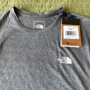 North Face Men's Medium Atlethic Full-Sleeve Shirt Grey